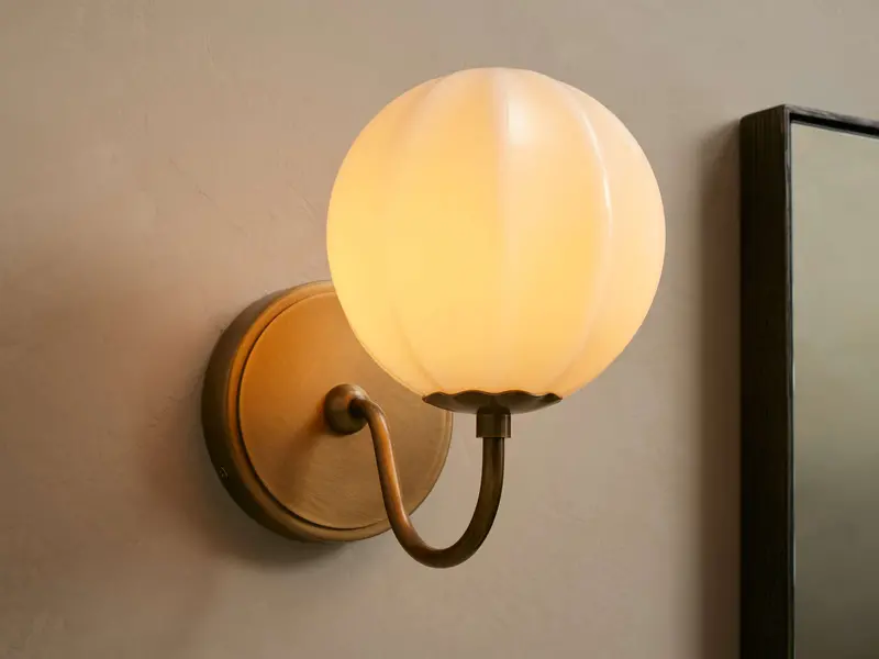 Agnes Adjustable Gooseneck Wall Lamp 1