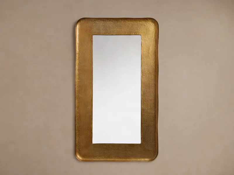 Alba Oval Wall Mirror With Thin Metallic Border 1