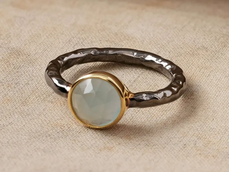 Arne Aquamarine Gemstone Ring – Handcrafted Statement Jewelry 1