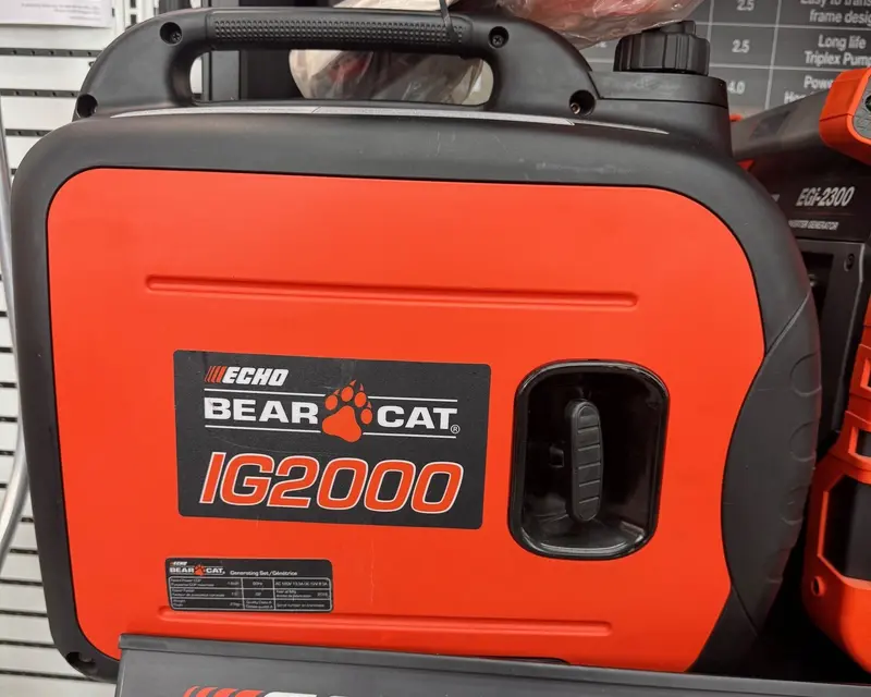 Echo Bearcat Ig2000 Portable Inverter Generator – Refurbished Scratch & Dent 1