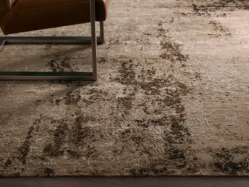 Holland Hand-Knotted Area Rug – Brown Wool Traditional Design 1