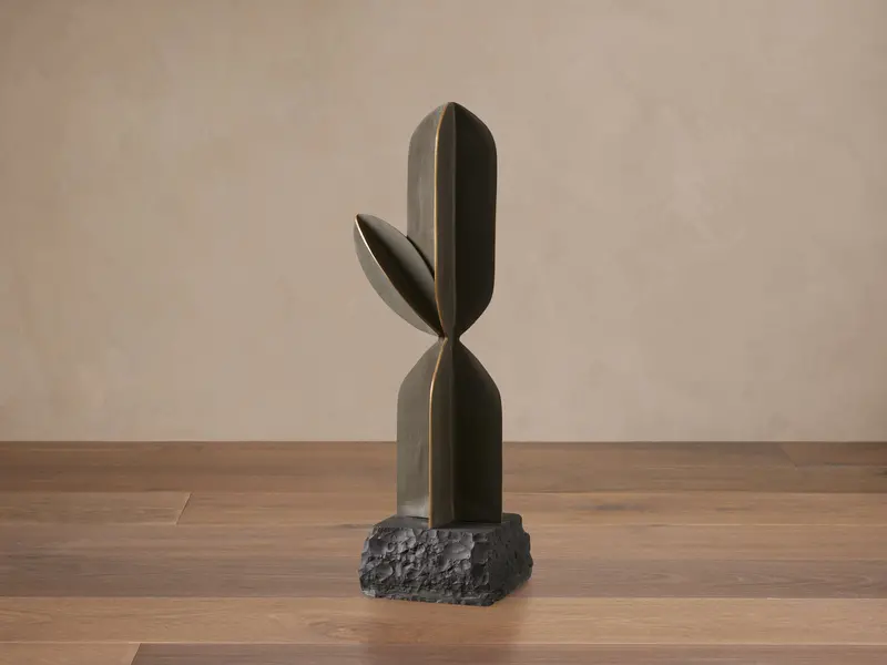 Ivy Green Ceramic Cactus Sculpture – Handcrafted Botanical Accent 1