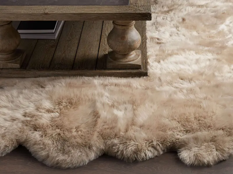 Natural-Hue Sheepskin Wool Area Rug 1
