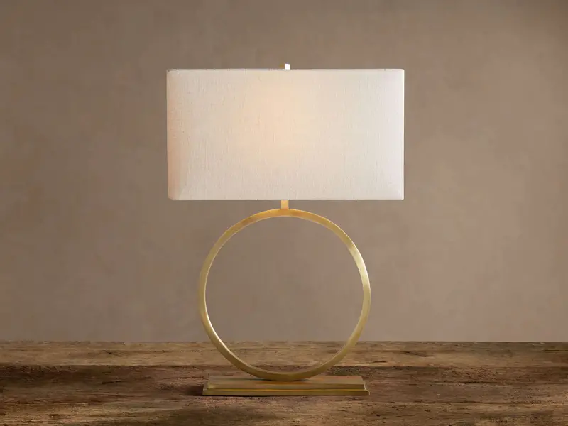Rhys Modern Table Lamp With Metallic Accents 1