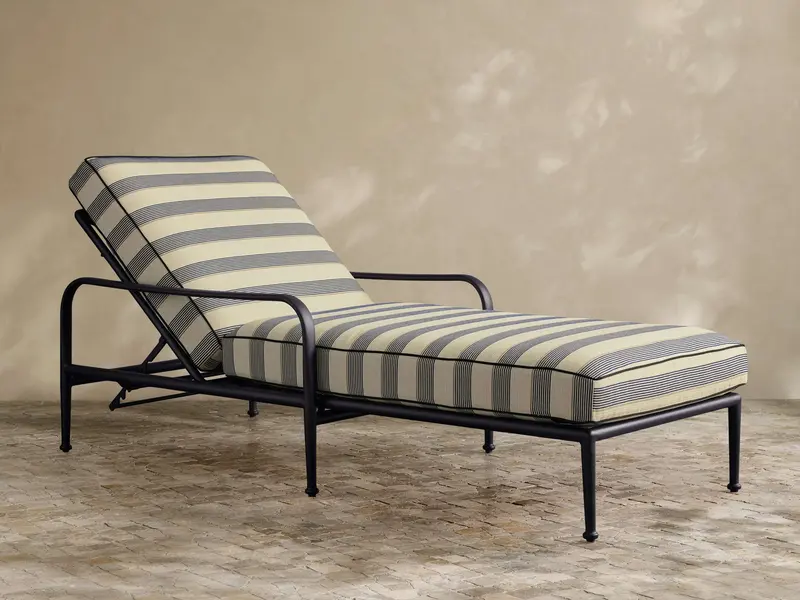 Surrey Deep-Seat Outdoor Chaise With Ergonomic Support 1