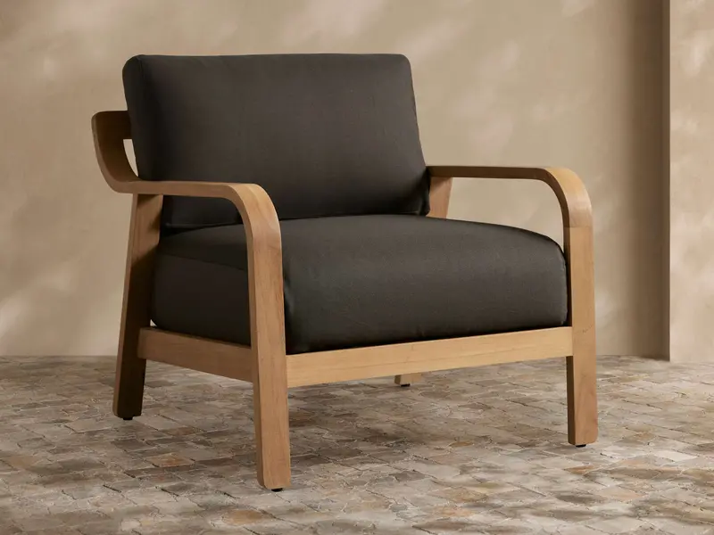Zoe Weather-Resistant Outdoor Lounge Chair 1